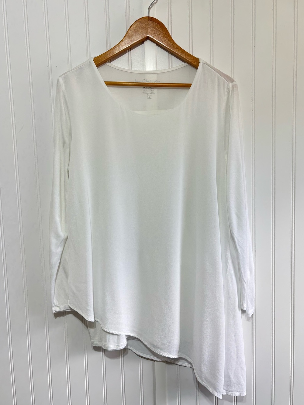 Chico’s White Asymmetrical Hem Long Sleeve Tunic Top Size 2 Women’s Large